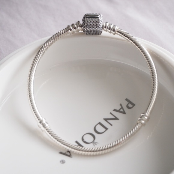 Pandora Moments Sparkling Pavé Clasp Snake Chain Bracelet 590723CZ-17 - Picture 6 of 9